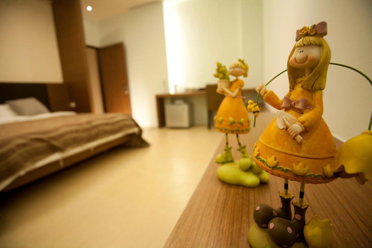 Richie Homestay เมืองฮวาเหลียน ภายนอก รูปภาพ